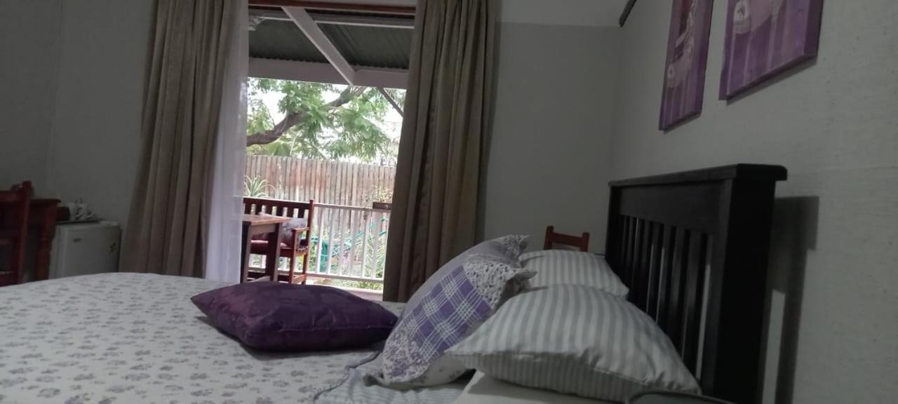 Beit Shalom Before Known As Best Little Guesthouse オーツホーン エクステリア 写真